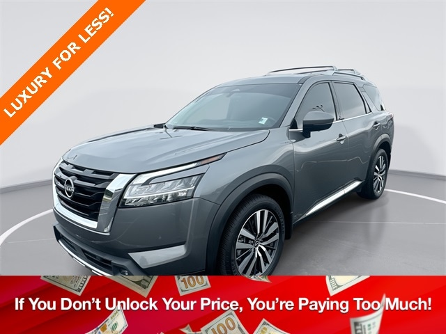 2022 Nissan Pathfinder Platinum