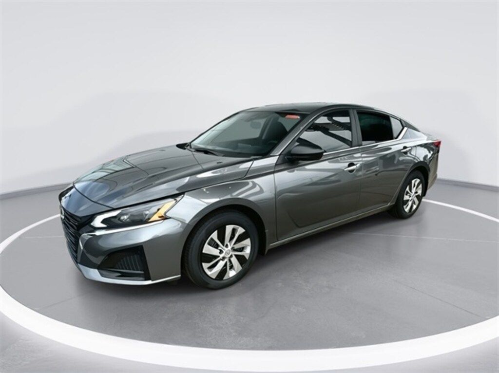 New 2025 Nissan Altima S Sedan