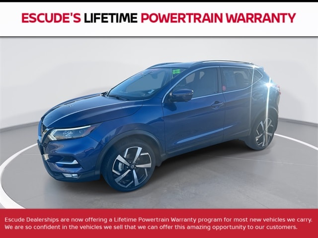 2022 Nissan Rogue Sport SL's photo