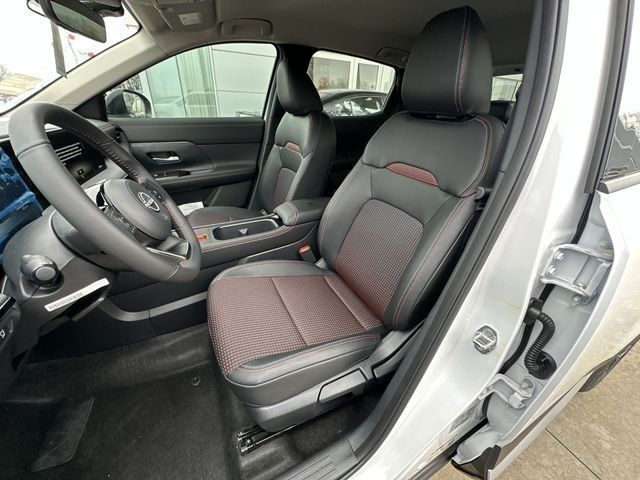2026 Nissan KICKS SR - Photo 13