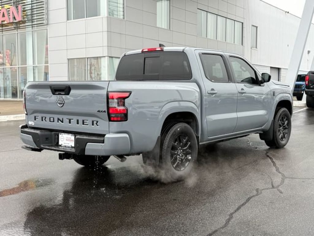 New 2026 Nissan Frontier SV Truck Crew Cab