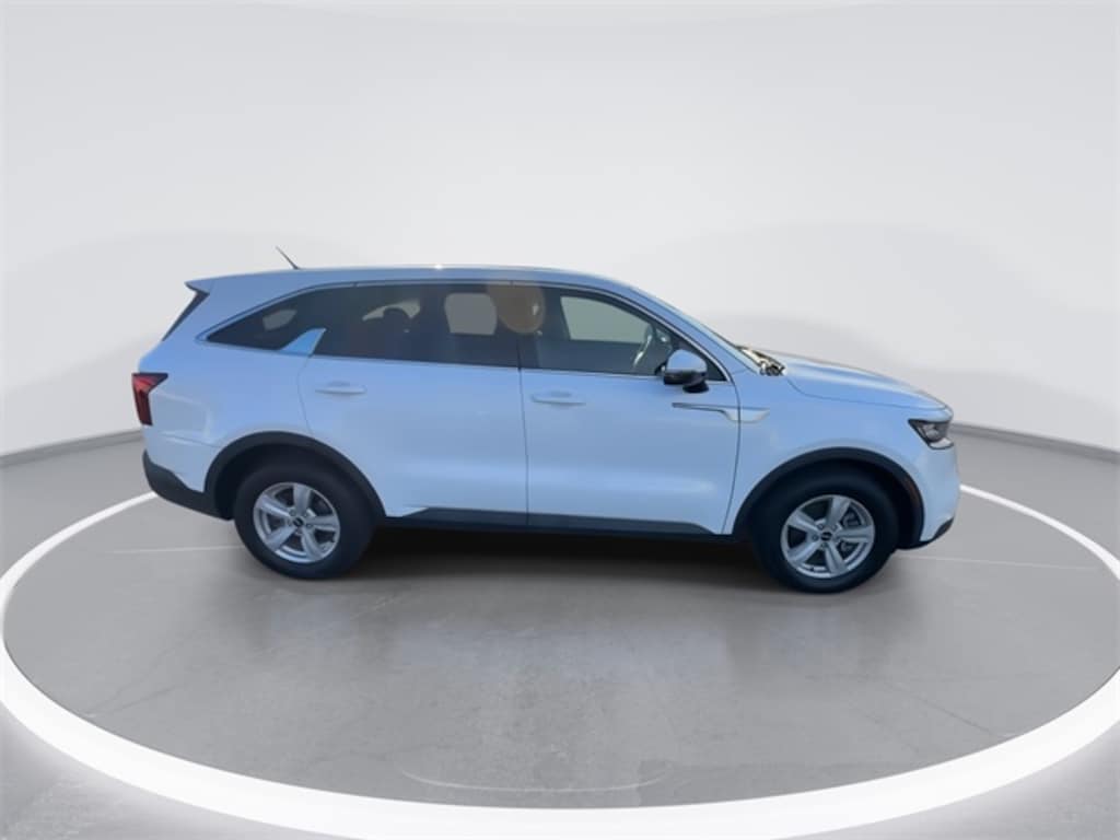 Certified 2022 Kia Sorento LX SUV