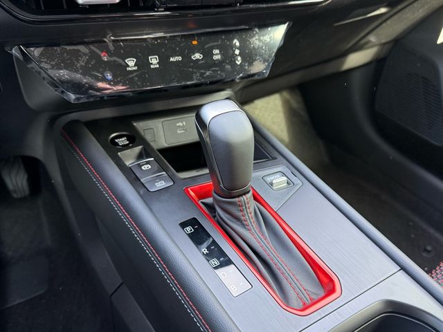 2026 Nissan KICKS SR - Photo 15