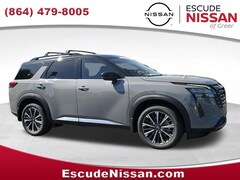 2026 Nissan Pathfinder Platinum SUV