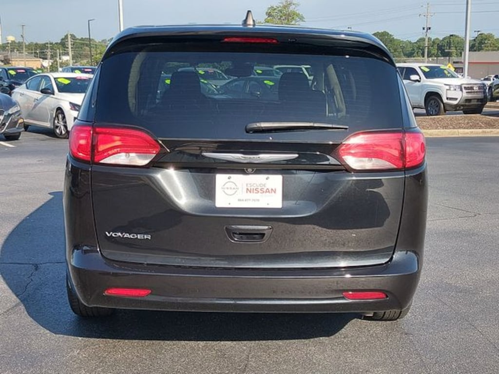 Used 2023 Chrysler Voyager LX Minivan/Van