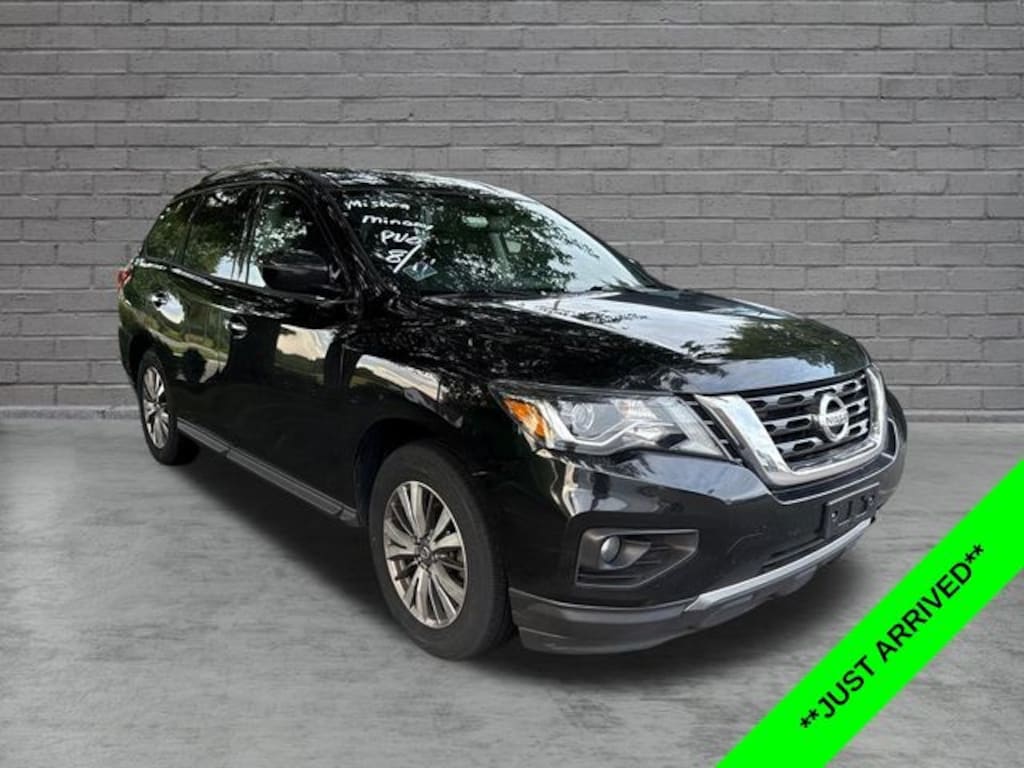 Used 2020 Nissan Pathfinder SV SUV