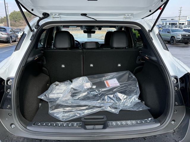 2026 Nissan KICKS SR - Photo 14