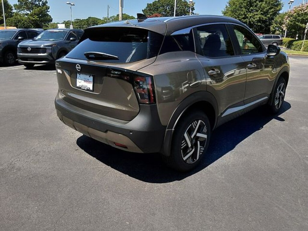 New 2026 Nissan Kicks SV SUV