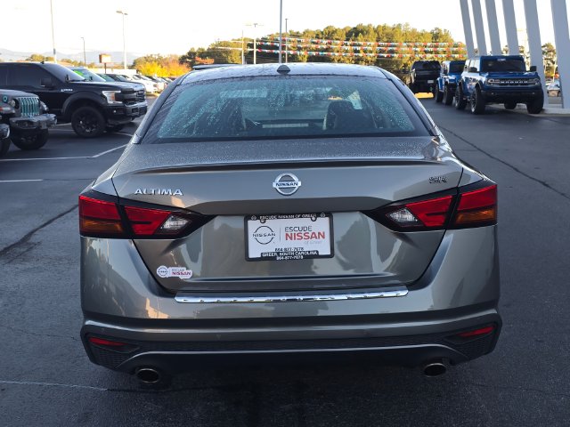Used 2021 Nissan