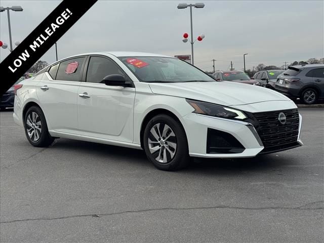 2025 Nissan Altima S