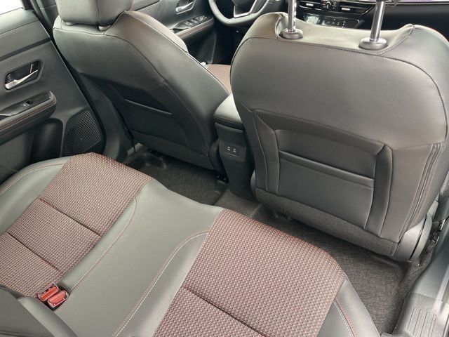 2025 Nissan Kicks SR AWD - Photo 7