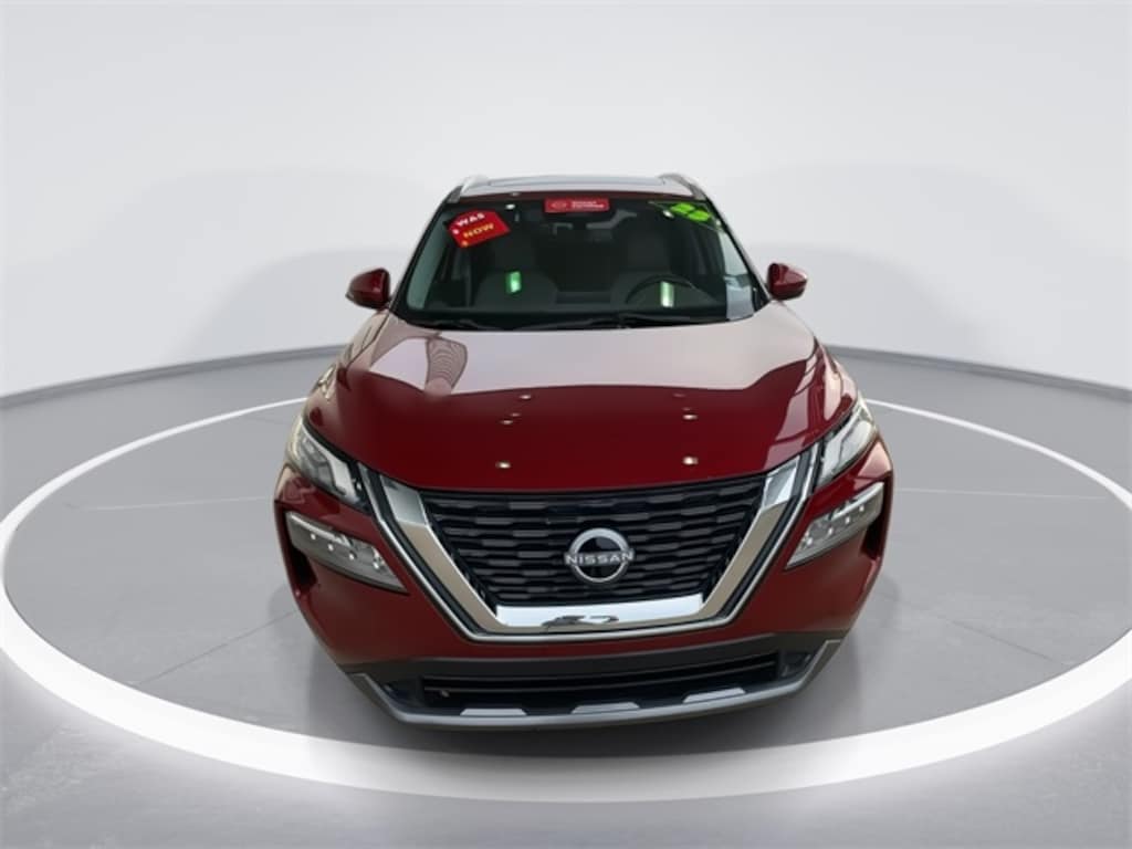 Certified 2023 Nissan