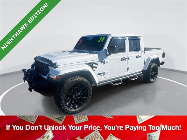 2024 Jeep Gladiator Nighthawk's photo