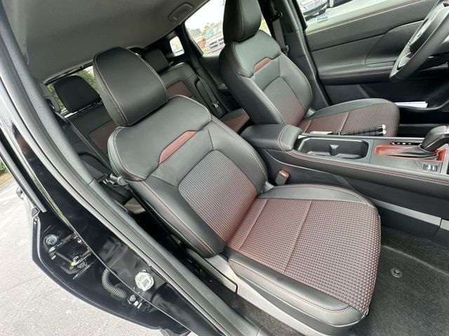 2025 Nissan Kicks SR - Photo 23