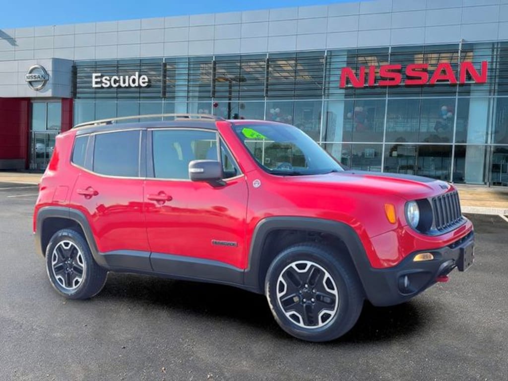Used 2016 Jeep Renegade Trailhawk SUV