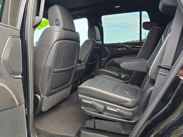 2024 Cadillac Escalade Sport - Photo 10