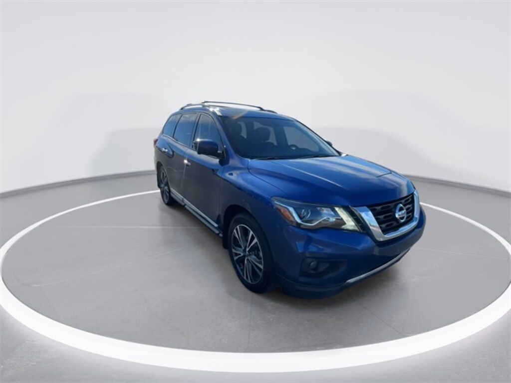 Certified 2017 Nissan