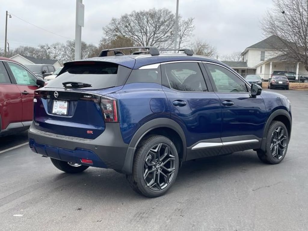 New 2026 Nissan Kicks SR SUV