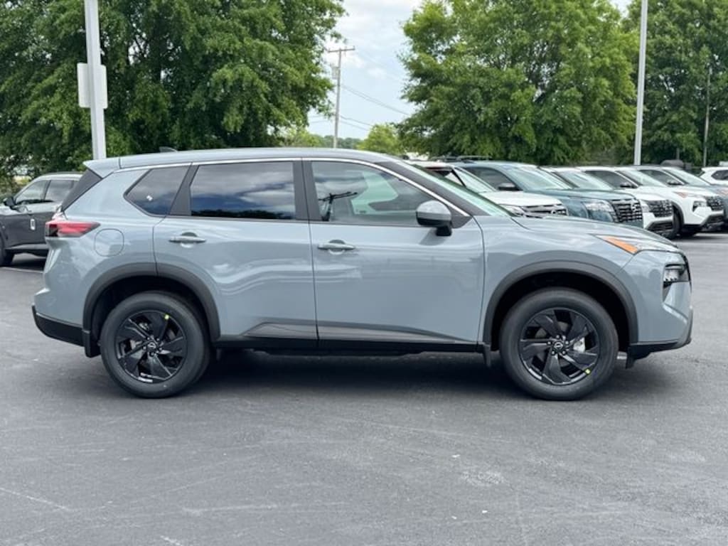 New 2026 Nissan Rogue SV SUV