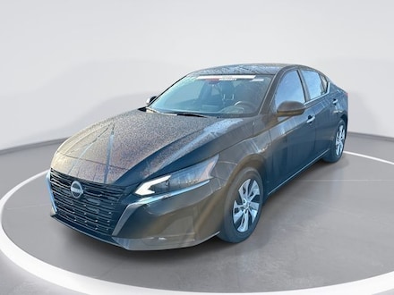2025 Nissan Altima S Sedan