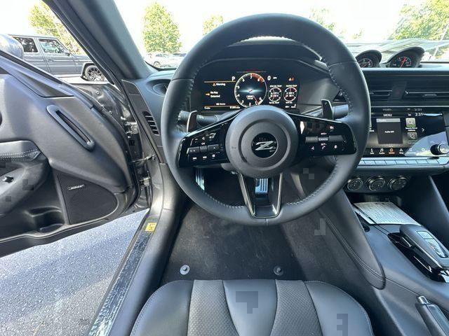 2025 Nissan Z Performance - Photo 11
