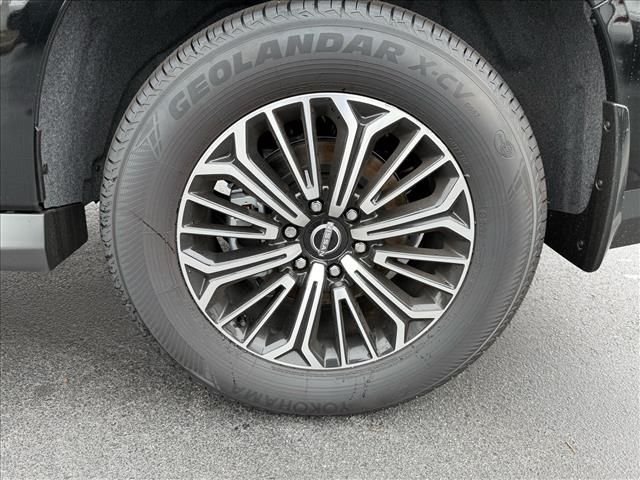 2026 Nissan Armada SL - Photo 14