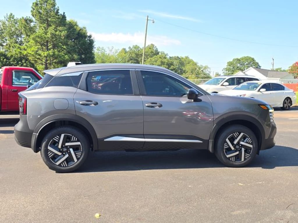 New 2026 Nissan Kicks SV SUV