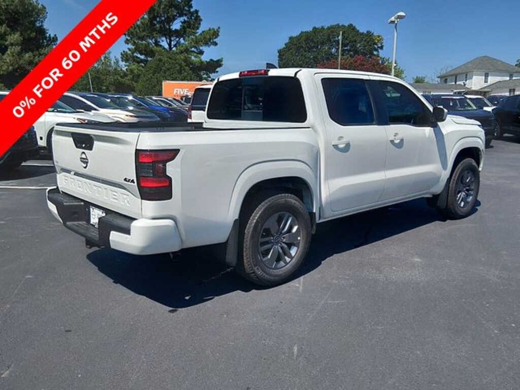 New 2026 Nissan Frontier SV Truck Crew Cab