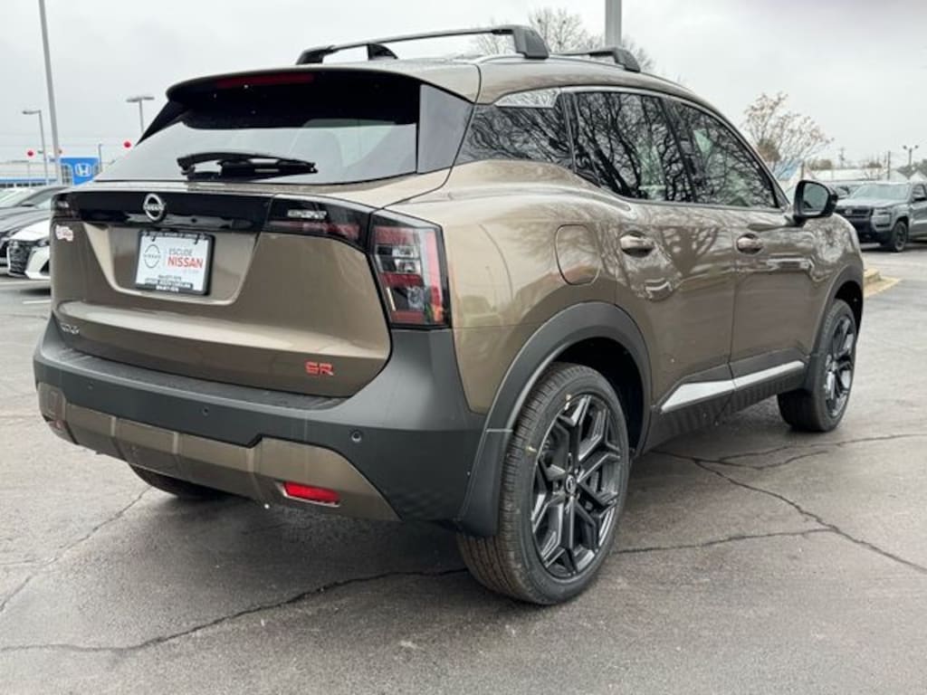 New 2026 Nissan Kicks SR SUV
