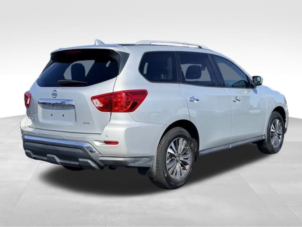 Used 2019 Nissan Pathfinder S SUV