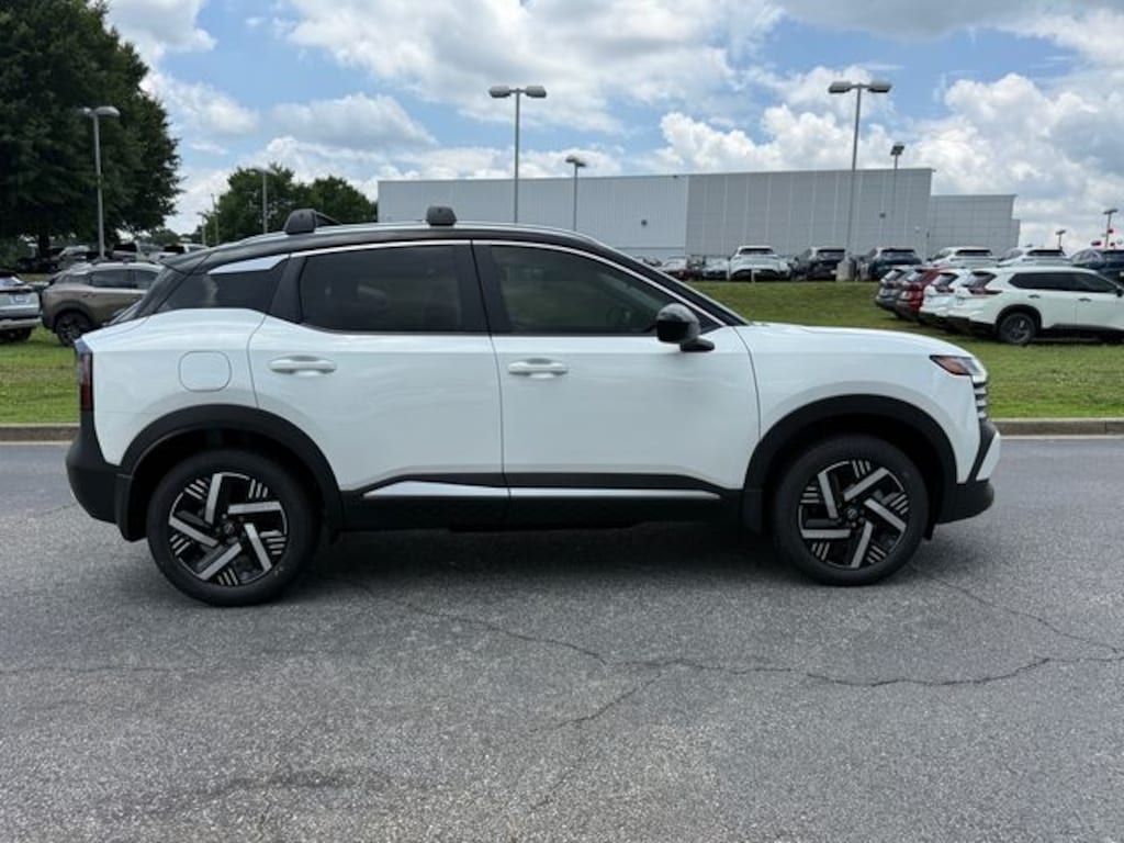 New 2026 Nissan Kicks SV SUV