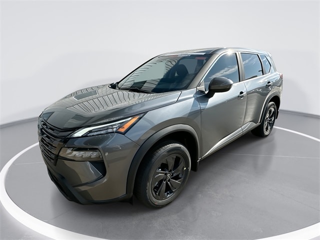 2026 Nissan Rogue SV's photo