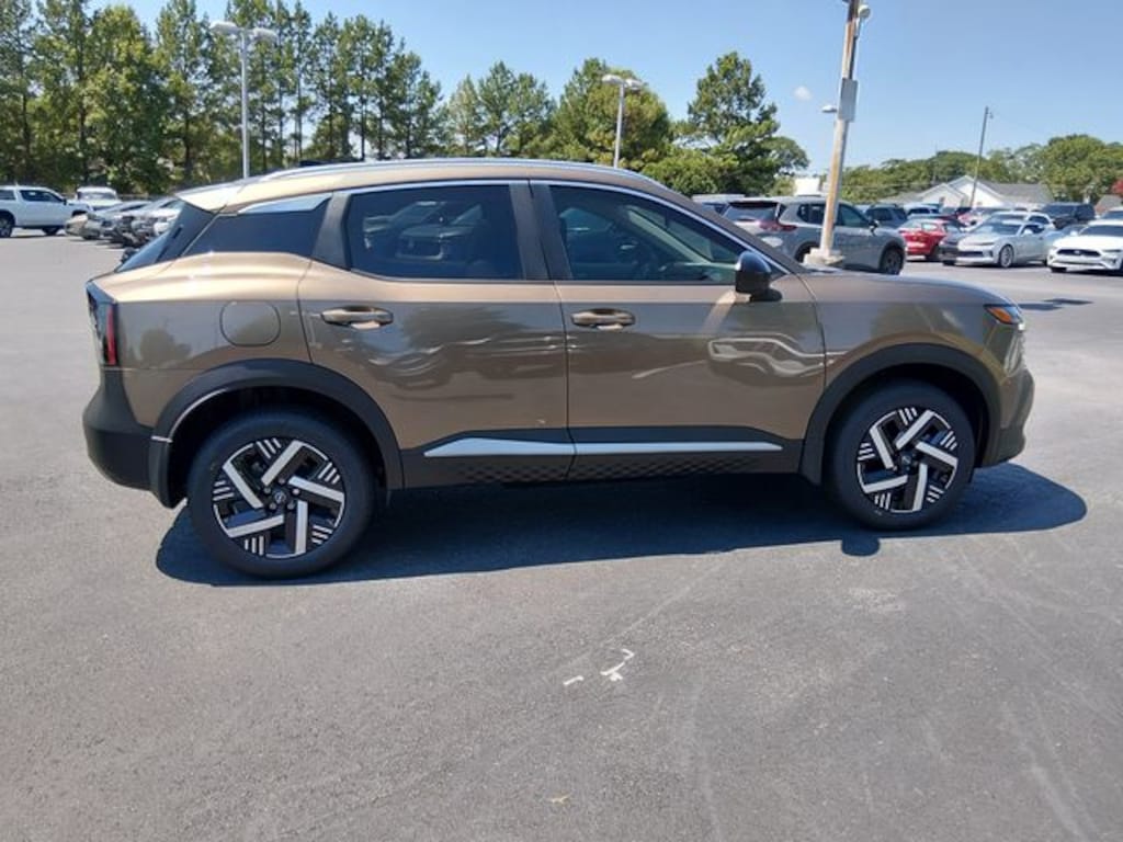 New 2026 Nissan Kicks SV SUV