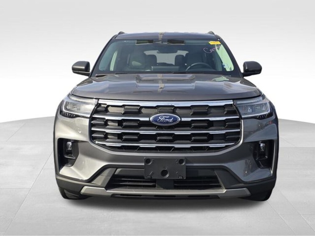 Used 2025 Ford Explorer Active SUV