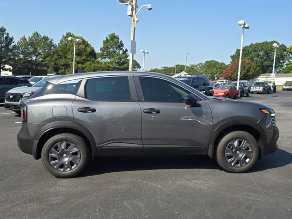 New 2026 Nissan Kicks S SUV