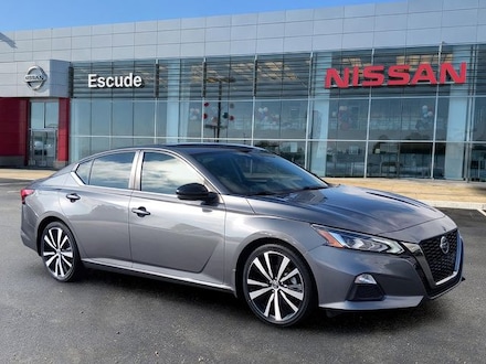 2021 Nissan Altima 2.0 SR Sedan