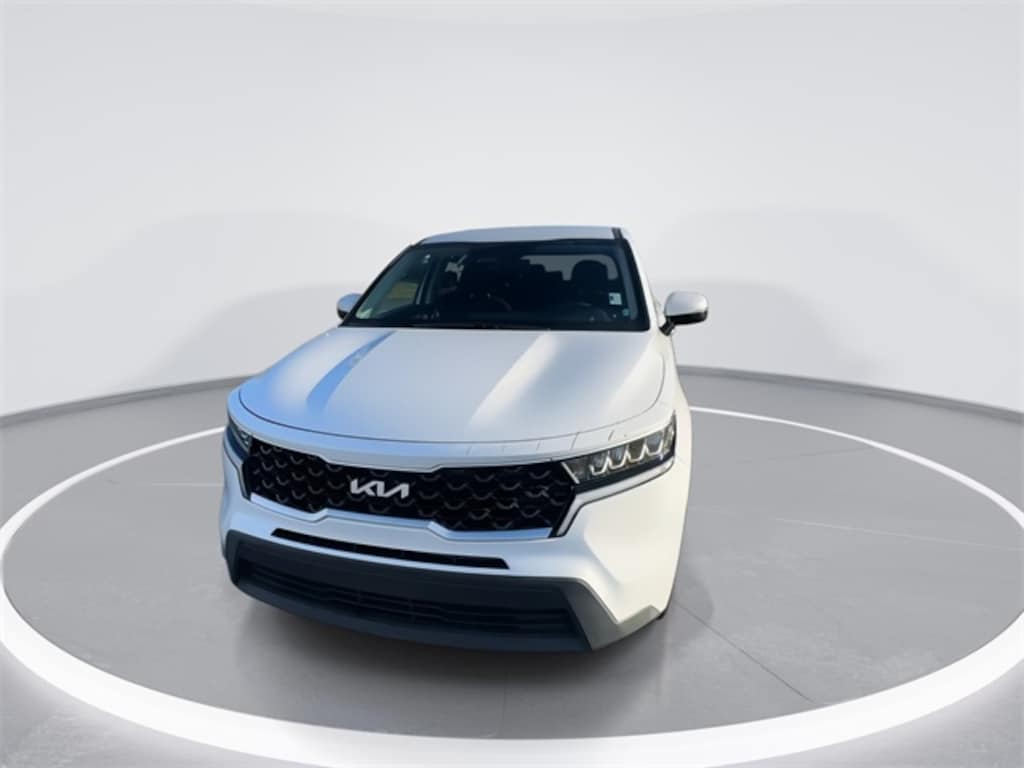 Certified 2022 Kia Sorento LX SUV