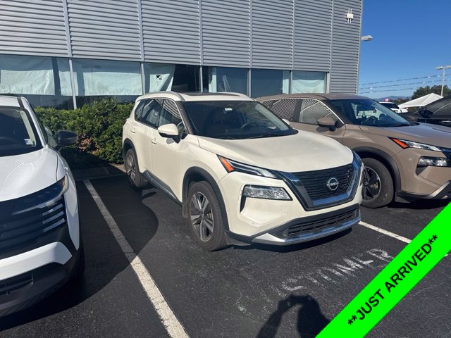  Nissan Rogue