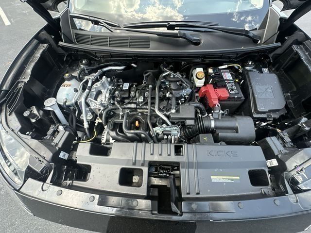 2025 Nissan Kicks SR - Photo 17