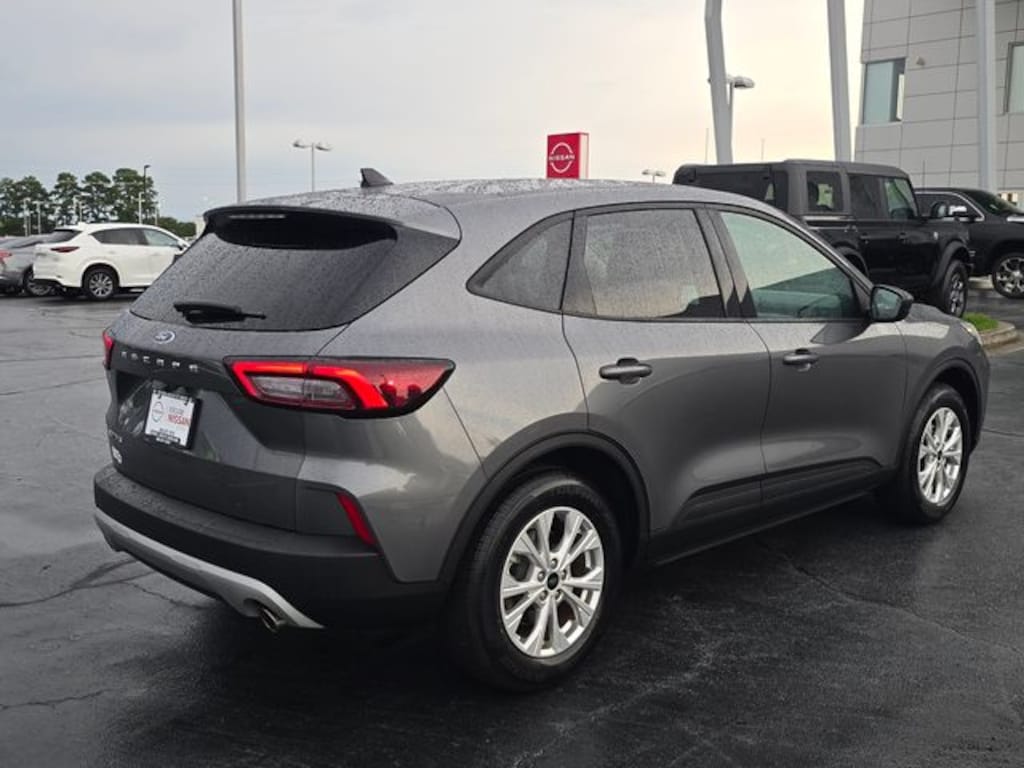 Used 2025 Ford Escape Active SUV