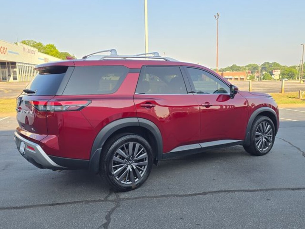 Certified 2022 Nissan Pathfinder SL SUV