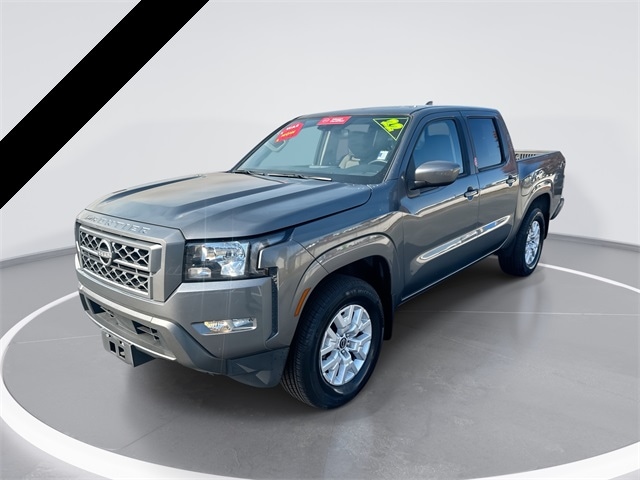 2022 Nissan Frontier SV's photo