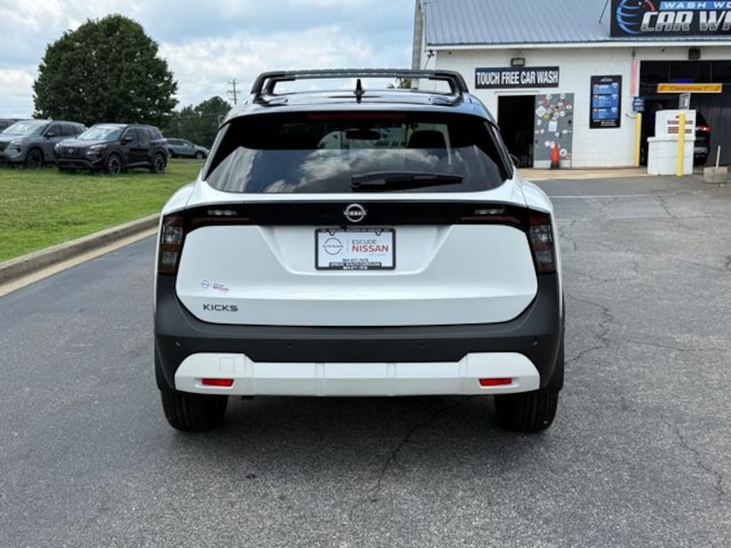 New 2026 Nissan Kicks SV SUV
