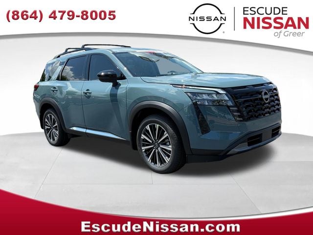 2026 Nissan Pathfinder Platinum 4WD's photo