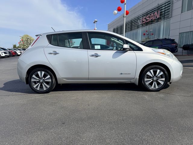 Used 2015 Nissan LEAF SV with VIN 1N4AZ0CP2FC326978 for sale in Greer, SC