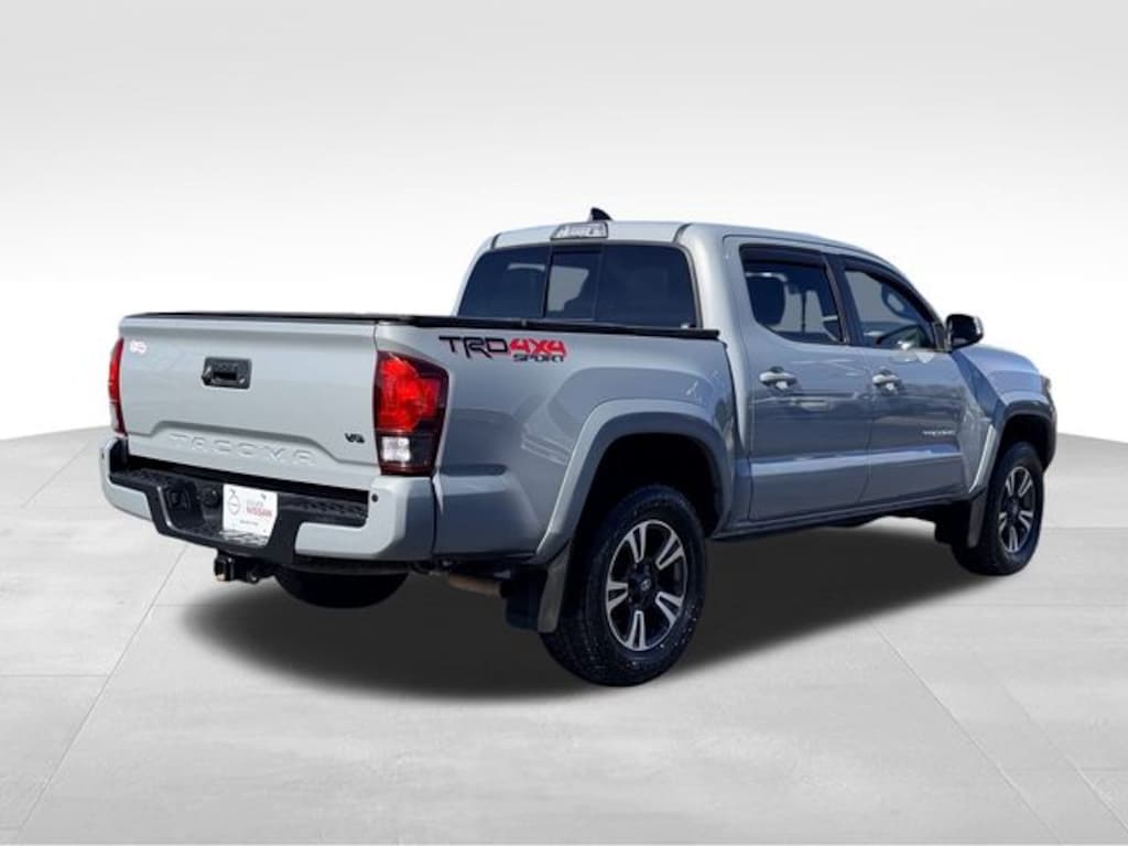 Certified 2018 Toyota Tacoma Truck