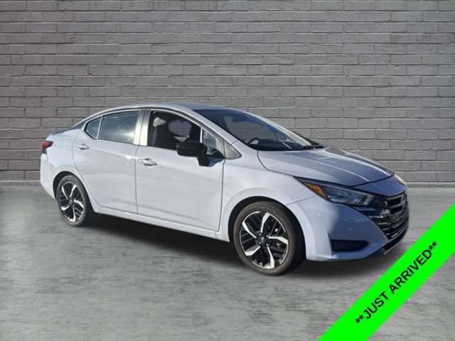  Nissan Versa