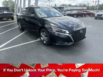 2025 Nissan Altima S Sedan 2025 Nissan Altima S Sedan