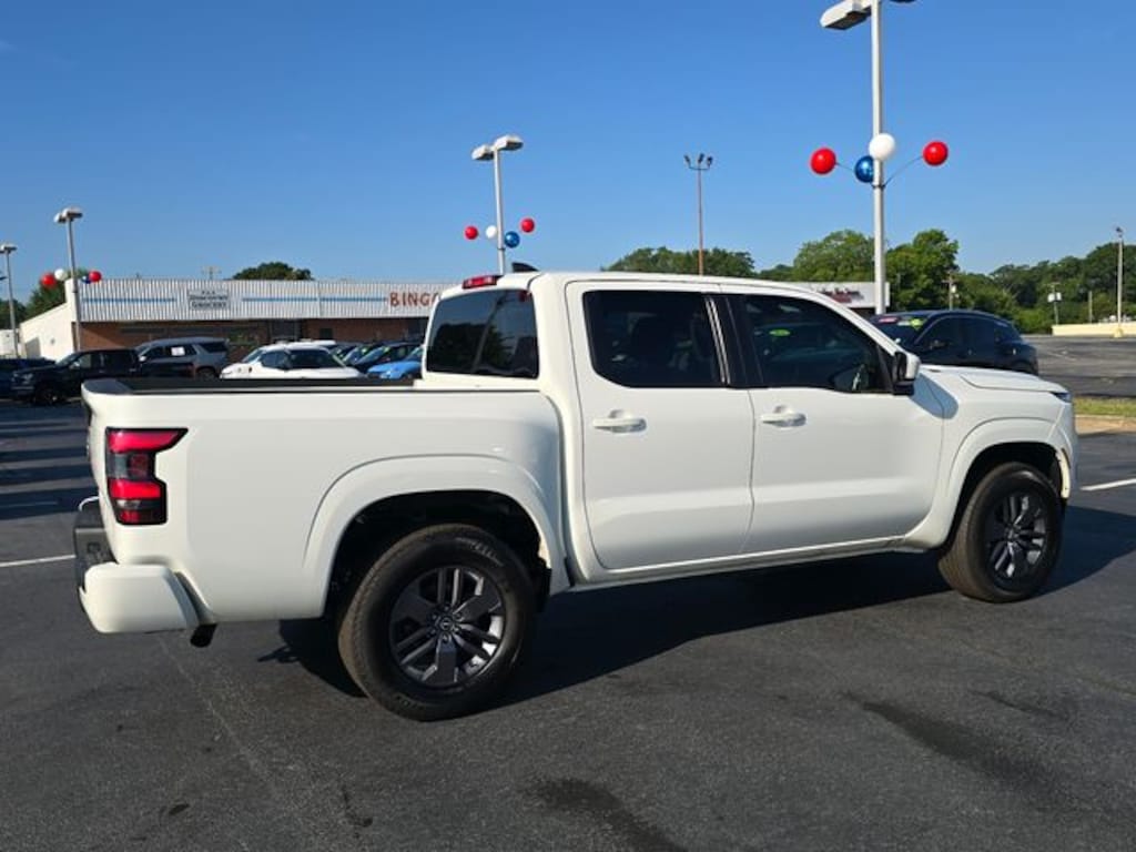 Used 2025 Nissan Frontier SV Truck