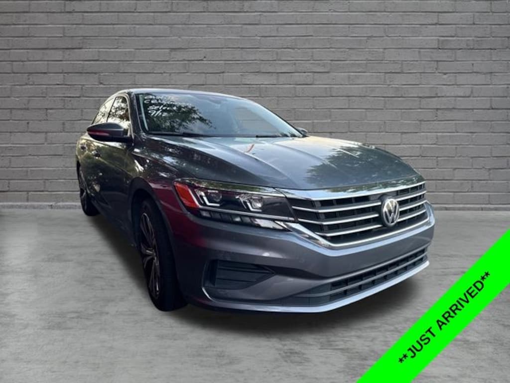 Used 2021 Volkswagen Passat 2.0T SE Sedan
